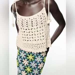 FLORAL CROCHET KNIT TOP NWOT